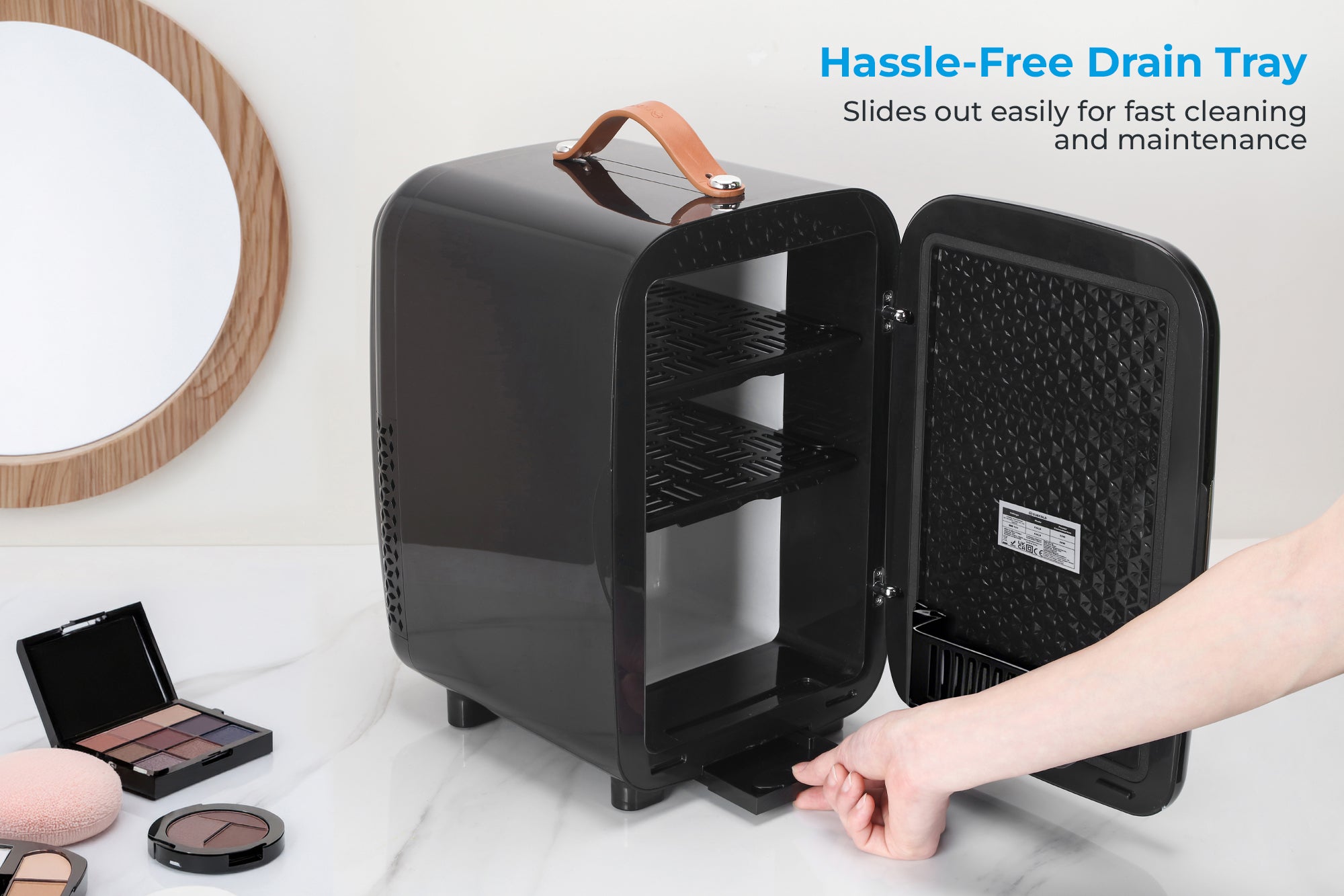 Pro 10L Mini Fridge - Cheq Black | Refurbished