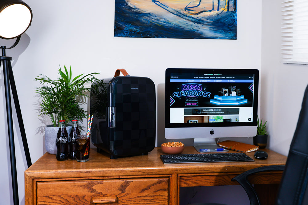 Pro 15L Mini Fridge - Cheq Black | Refurbished