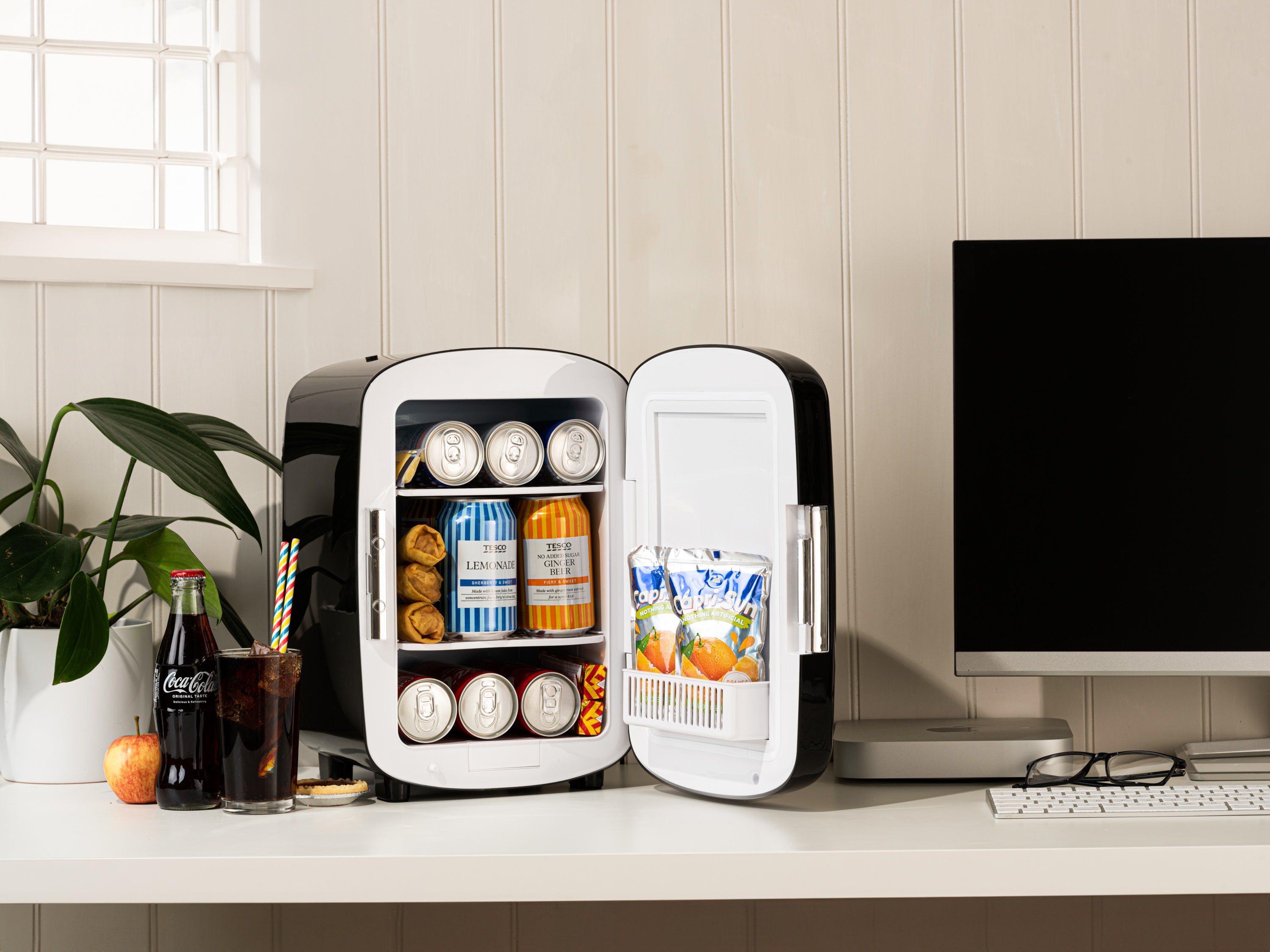 Subcold Luxe 9L Mini Fridge – image 3