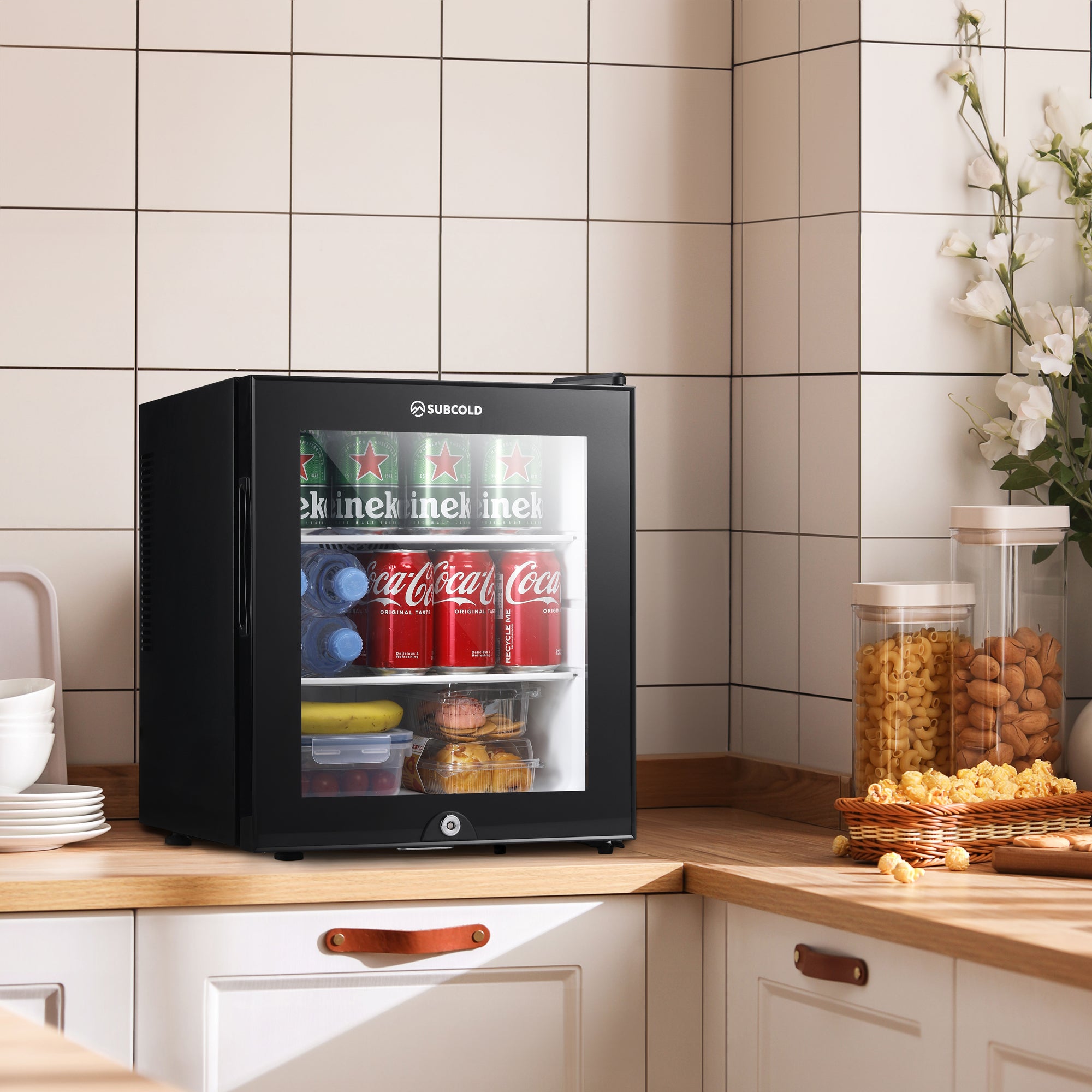 Subcold Aire30-G LED Mini Fridge - Black – image 2