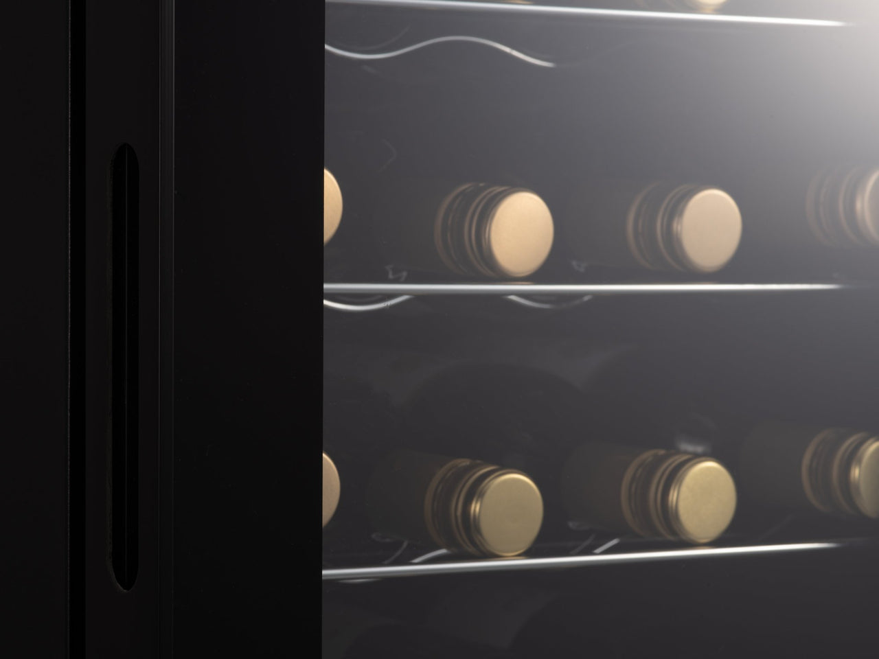 Subcold Viva 16 bottles wine cooler fridge (48 litre) display glass door