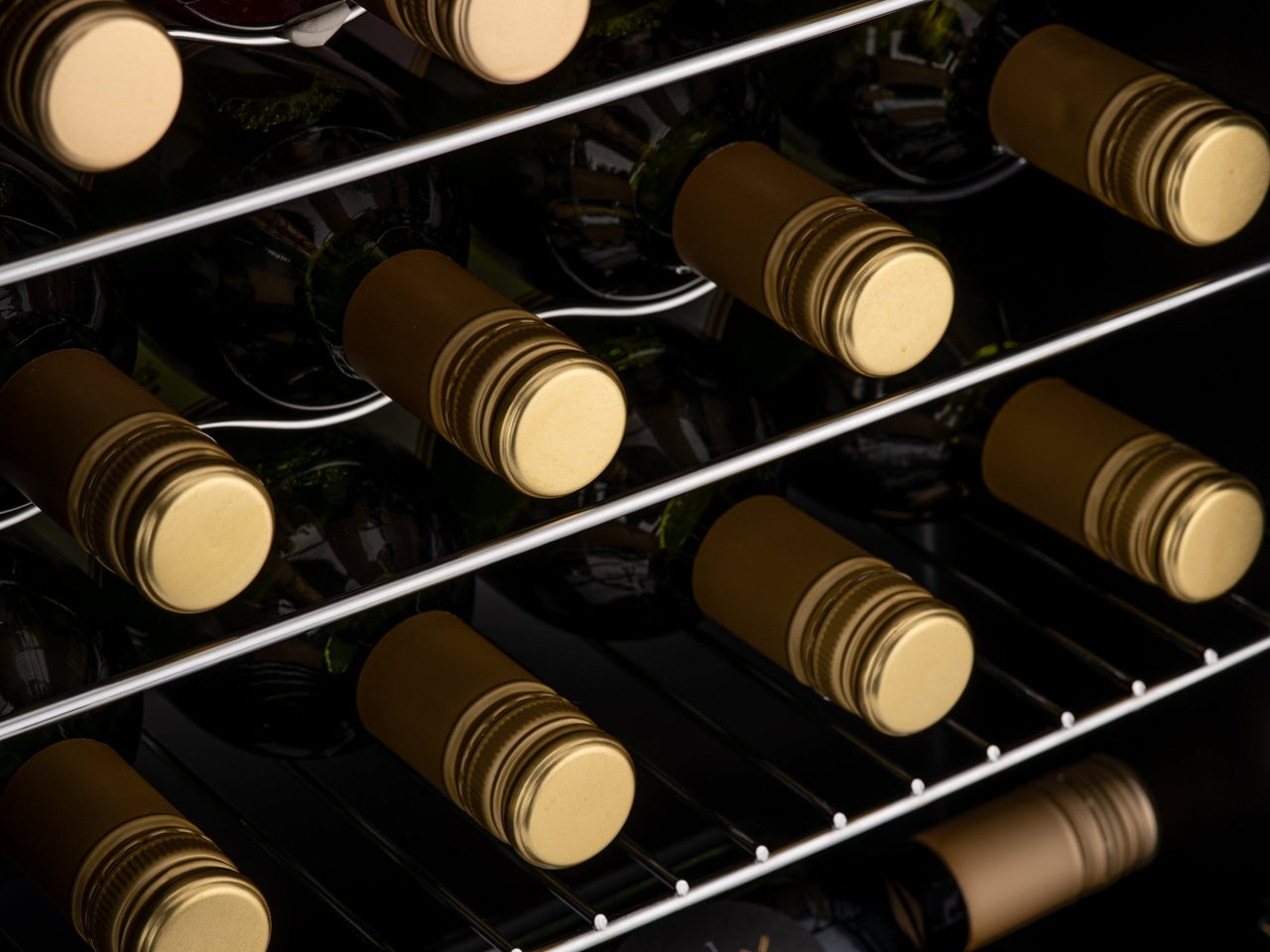 Subcold Viva 20 bottles wine cooler fridge (57 litre) chrome shelves