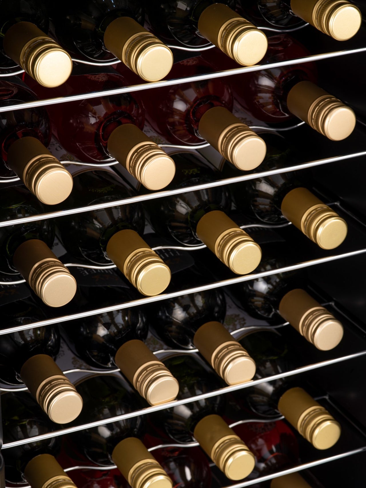 Subcold Viva 28 bottles wine cooler fridge (82 litre) chrome shelves